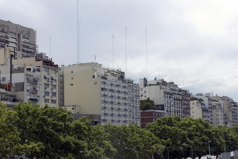 20071201_151102  D200 3900x2600.jpg - Typical high-rise apartment complexes, Buenos Aires